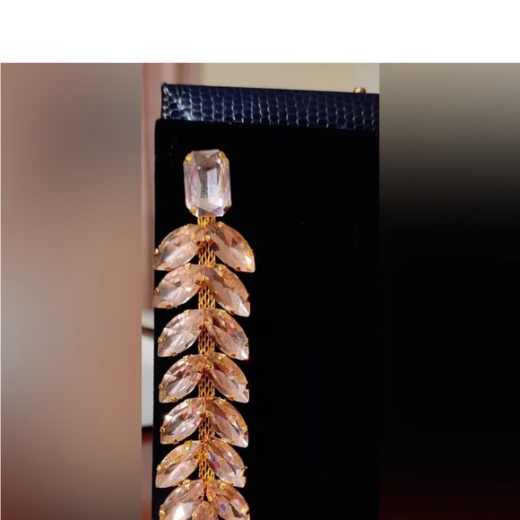 Imported jewelry from Europe. New. Similar to the one seen in last vogue edition - Picture 4 of 6